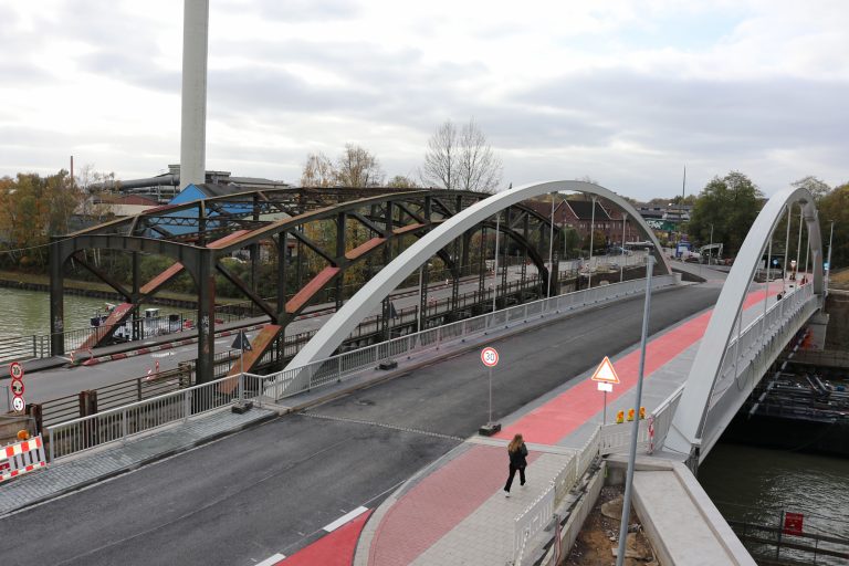 Neue Prinzbrücke ist freigegeben  –  endlich geschafft!